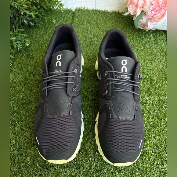 ON Cloud 5 Running Shoe MEN size 11.5 
'Magnet Oasis' NEW ( store display) - Picture 12 of 16